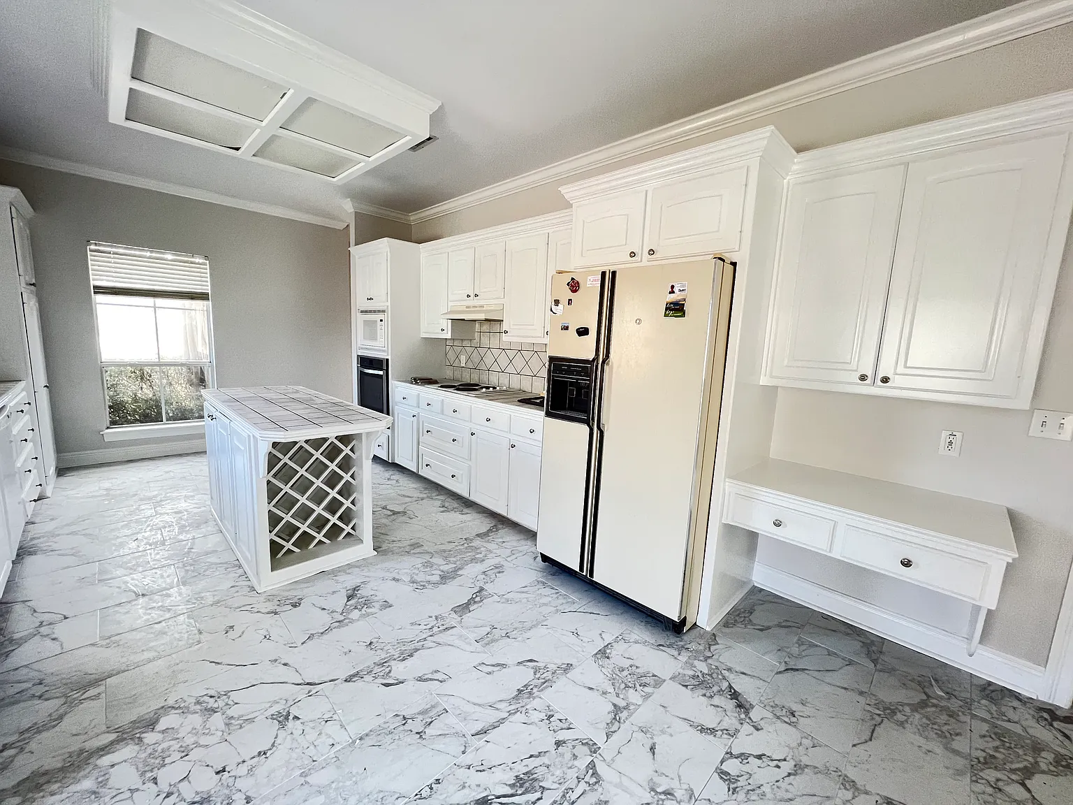 4 Bedroom House in Shadows at White Oak — Photo 3