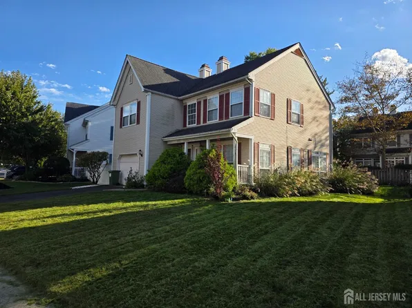 41 Magellan Way, Franklin Park, NJ 08823