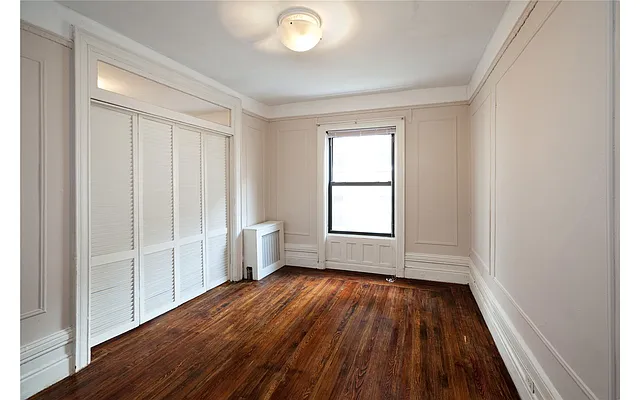 Sold by Douglas Elliman | media 18