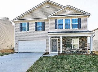 4900 Black Forest Dr, Greensboro, NC 27405