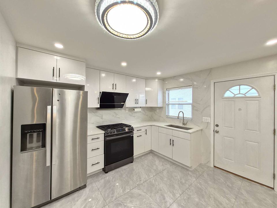 1st image of 37 Chesebrough St Floor 1