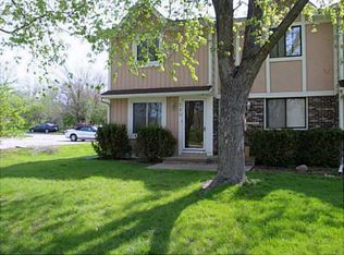 520 S 19th St, West Des Moines, IA 50265