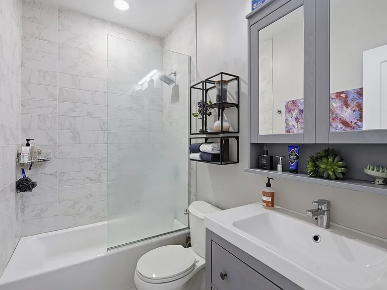 1207 Kennedy St NW #4 — Photo 11