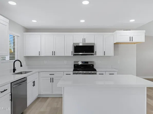 2046 E ALDER Circle, Mesa, AZ 85204