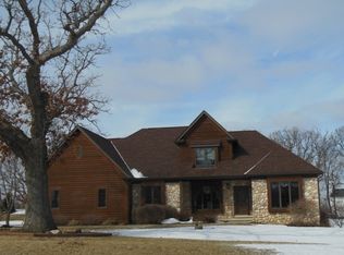 19N050 Woodview Pkwy, Hampshire, IL