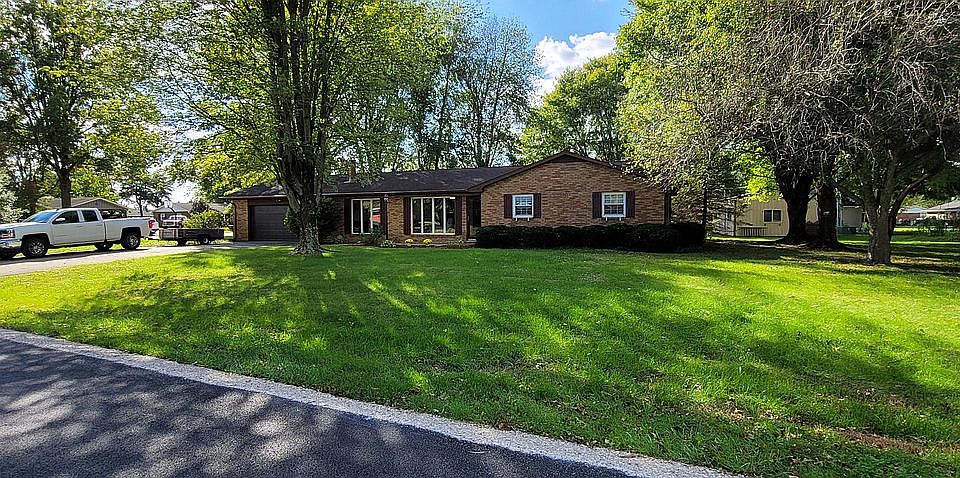 1st image of 4115 N Apple Blossom Ln