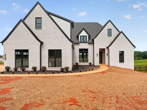 2362 Goode Station Rd, Goode, VA 24551