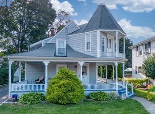 11 Gannett Rd, Quincy, MA 02169