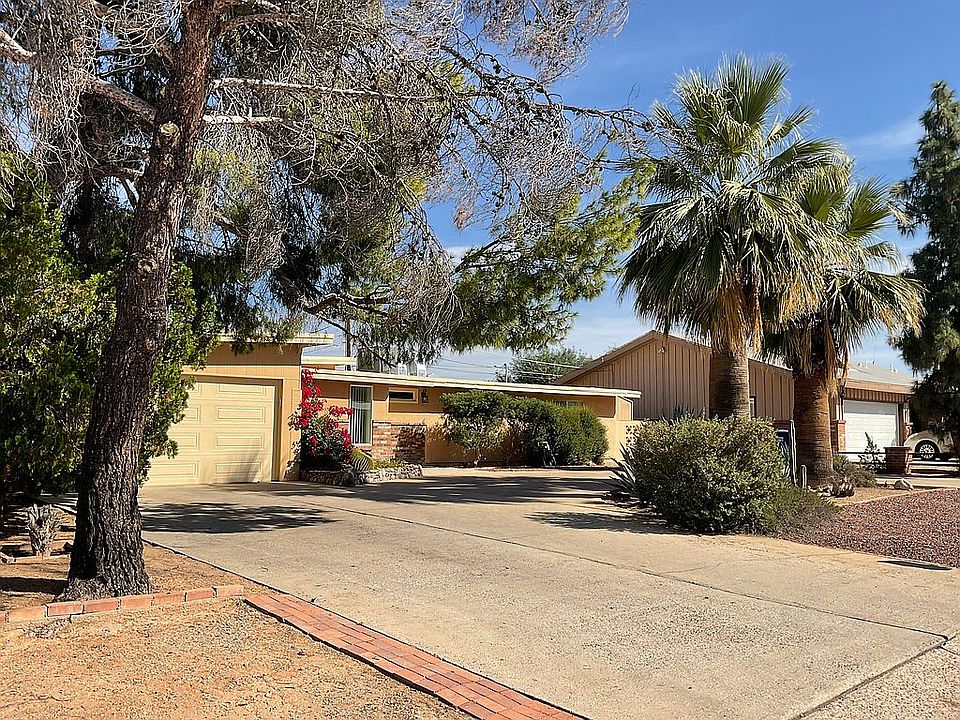 2nd image of 2202 N Rainbow Vista Dr