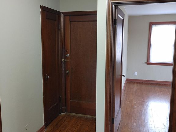 5th image of 4620 Sulphur Ave #X