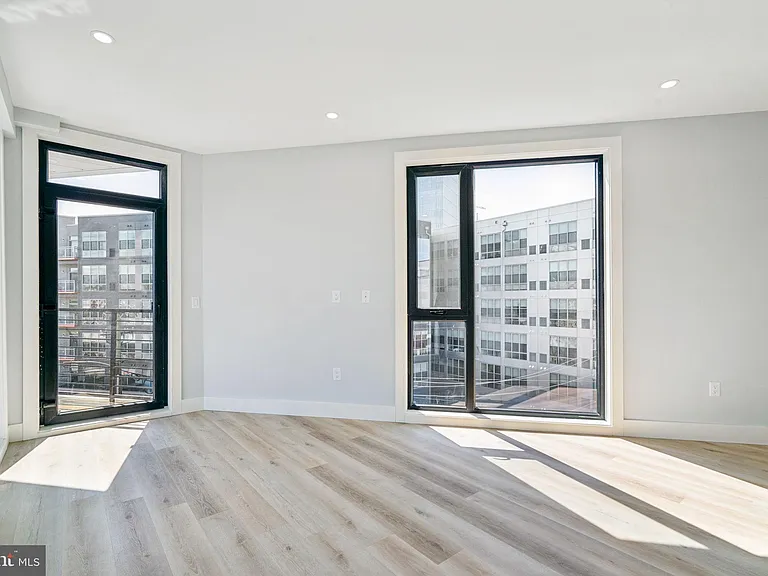 3748-9 Lancaster Ave #211 — Photo 24
