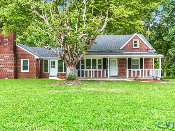 101 Poor House Ln, Drakes Branch, VA 23937