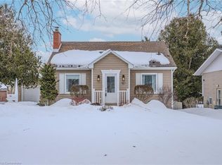 378 Albert St, Waterloo, ON N2L3V1