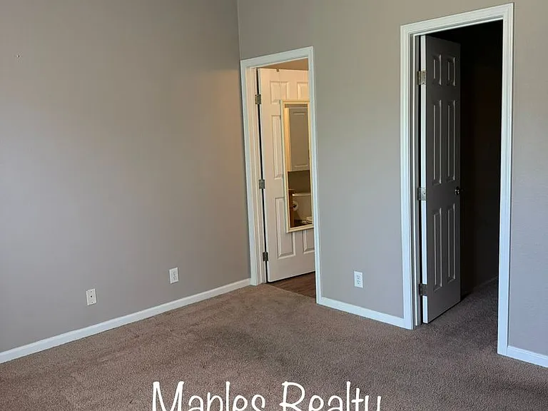 521 Van Buren Rd — Photo 18