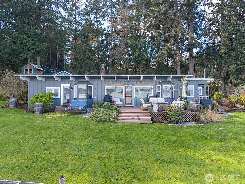 2nd image of 9513 Villa Beach Road