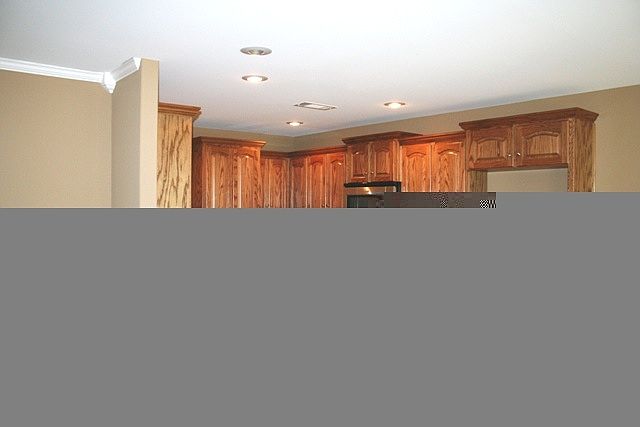 2nd image of 2118 Richland Park Dr