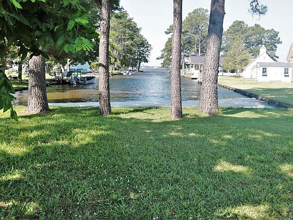 2nd image of 100 Teal Dr