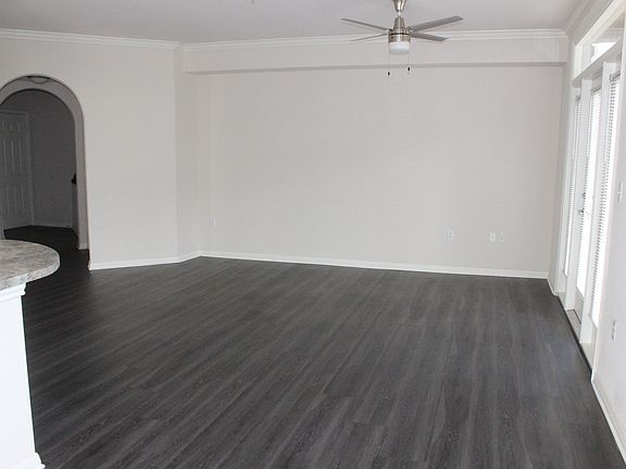 3rd image of 911 N Orange Ave APT 316