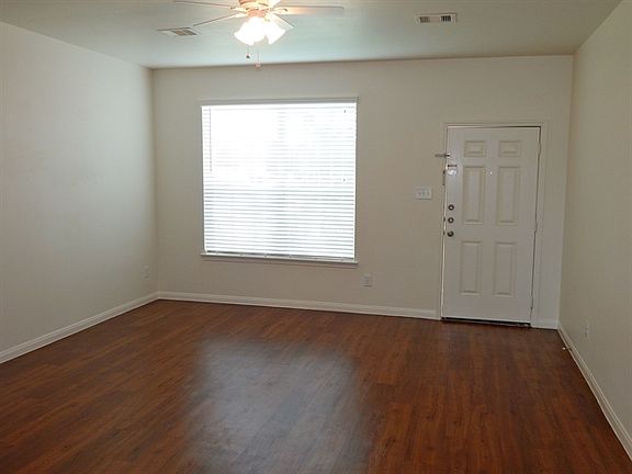 3rd image of 39 Mira Loma Dr