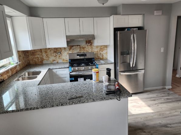 8144 Enger Ln APT 3R