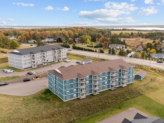 2nd image of 18 Gilbert Dr #208