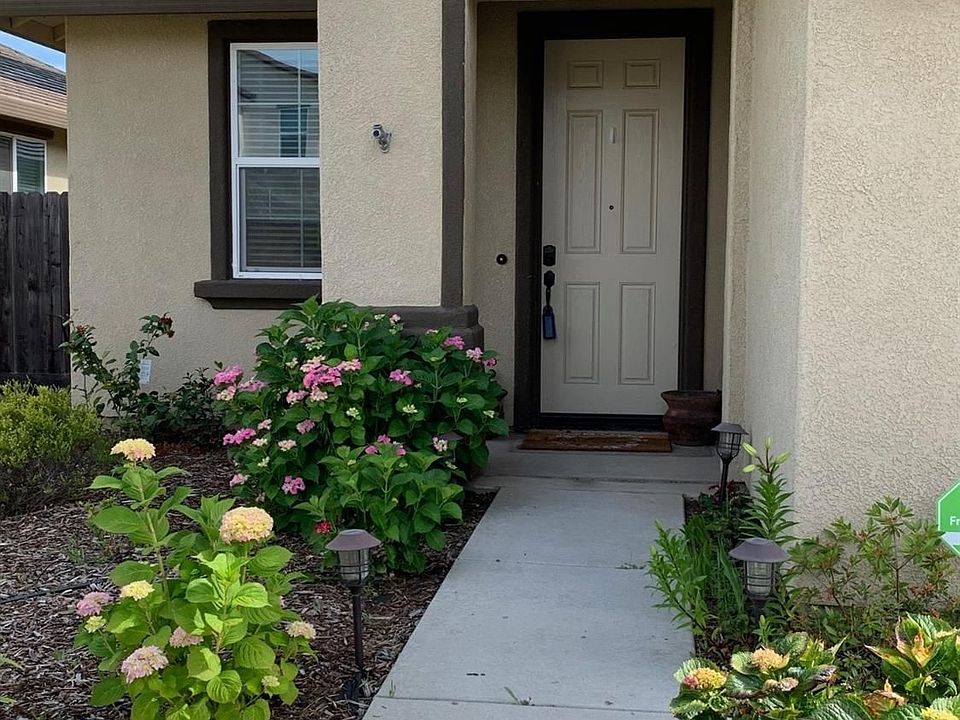 1st image of 9520 Gardella Way