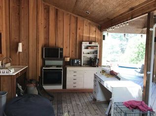 910 Mad River Rd, Mad River, CA 95552