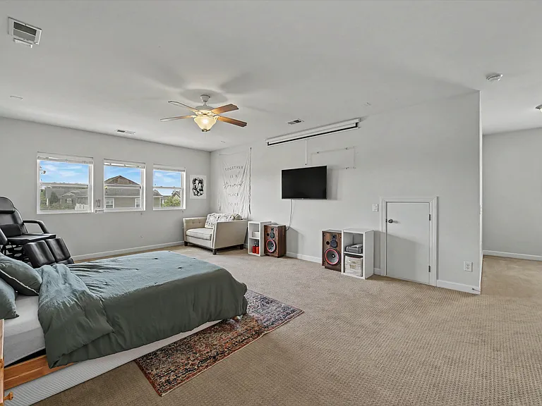 203 Topsaw Ln — Photo 19