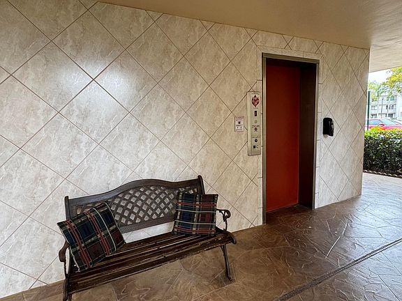 3rd image of 10641 W Clairmont Circle