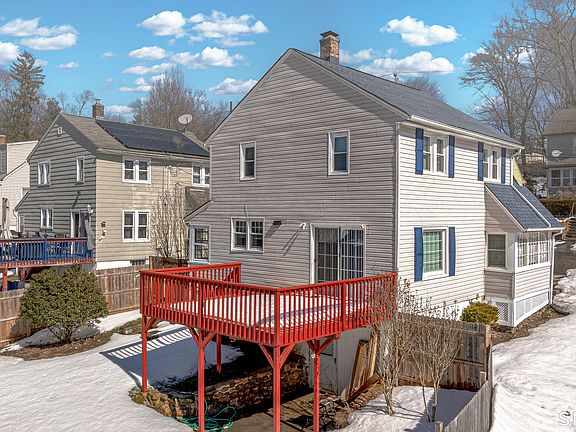 3rd image of 55 Bronx Avenue