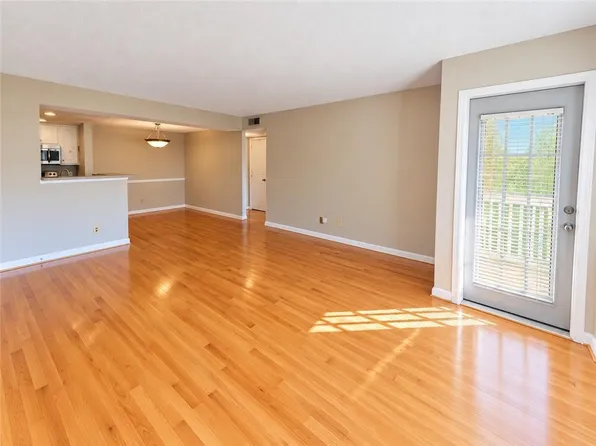 2037 Chastain Park Ct NE, Atlanta, GA 30342