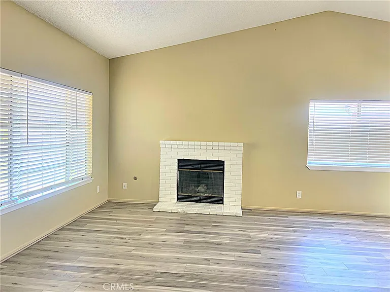 2826 San Ramon Dr — Photo 23