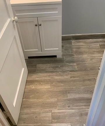 3rd image of 6355 Lancaster Ave APT 303