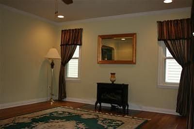 5th image of 2883 Garfield Blvd