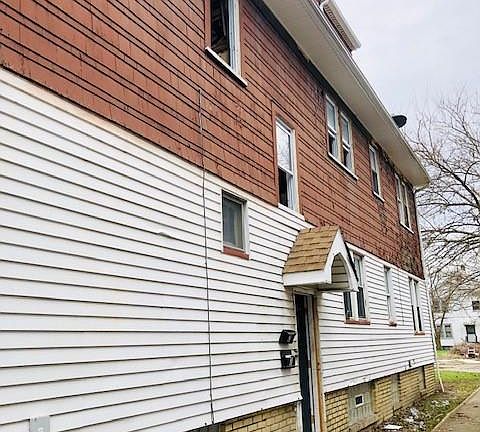 4th image of 3610 E 147th St