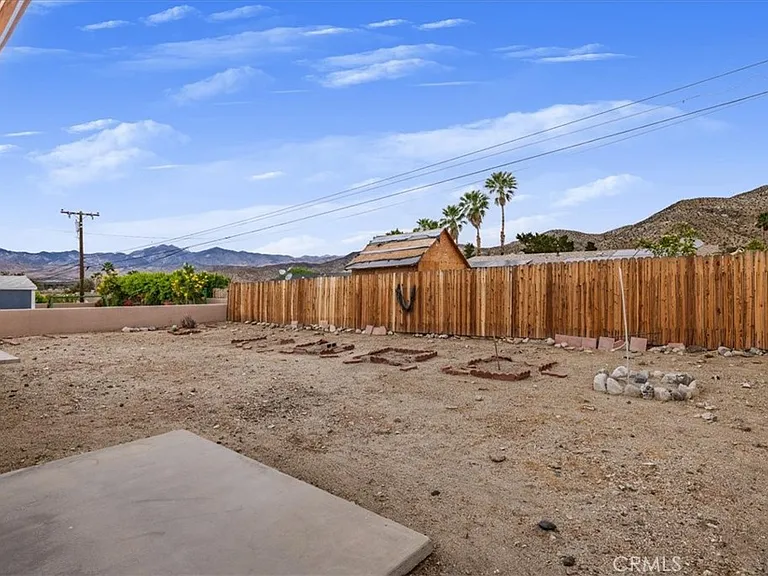 66144 Avenida Cadena — Photo 25