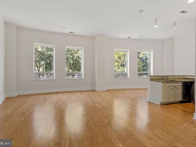 201 N 8th St APT 105, Philadelphia, PA, 19106