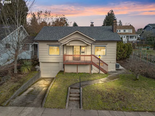 1806 SE 55th Ave, Portland, OR 97215