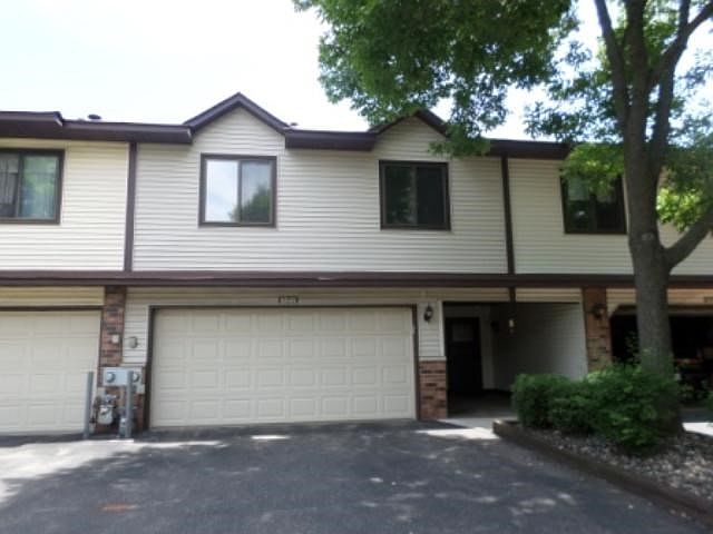 1st image of 8846 N Maplebrook Ct