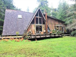 19509 Benson Ln, Fort Bragg, CA 95437
