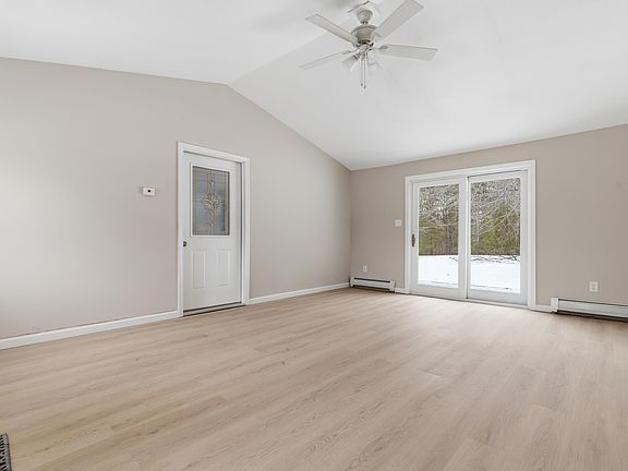 5th image of 1046 Cape Road