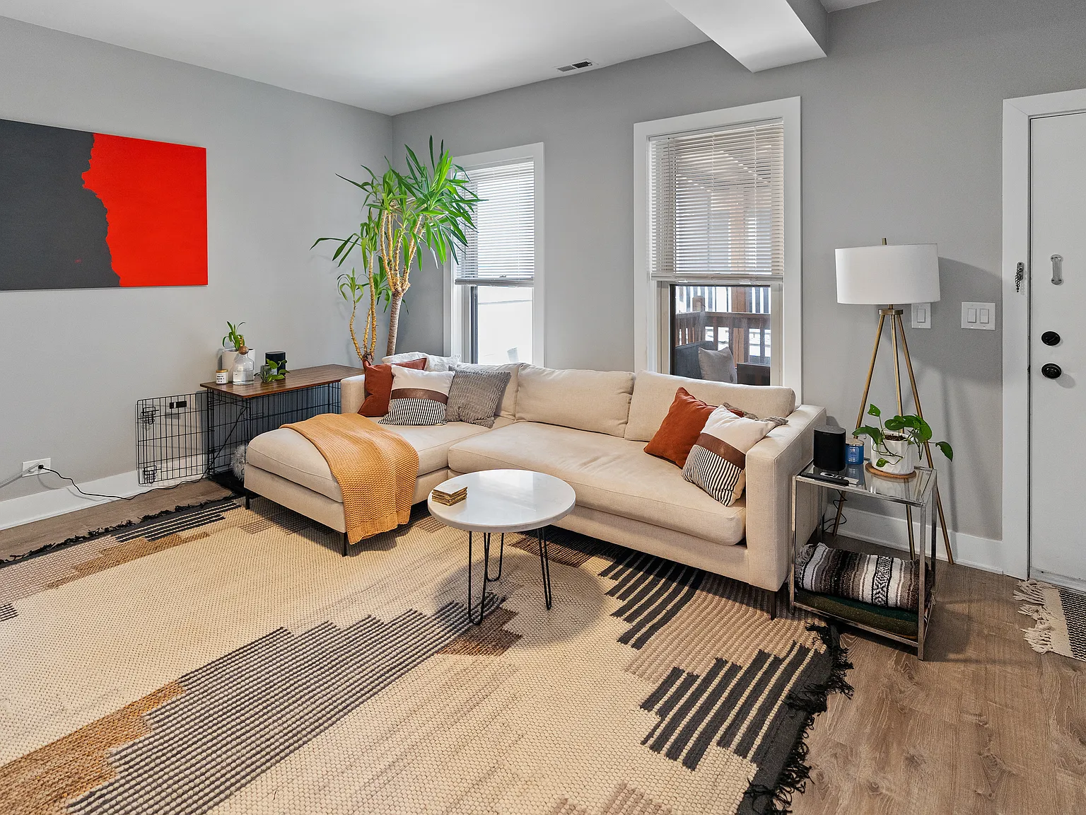 2 bed, 980 sqft, $2,750 — Photo 3