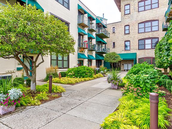 5th image of 110 N Harbor Dr Unit 309
