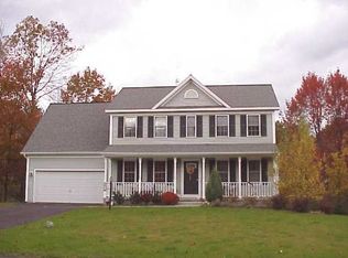 35 Hendrick Hudson Way, Clifton Park, NY 12065