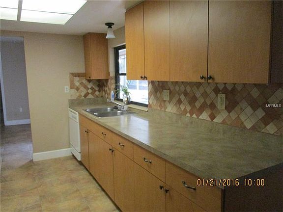 4th image of 530 Lomond Dr