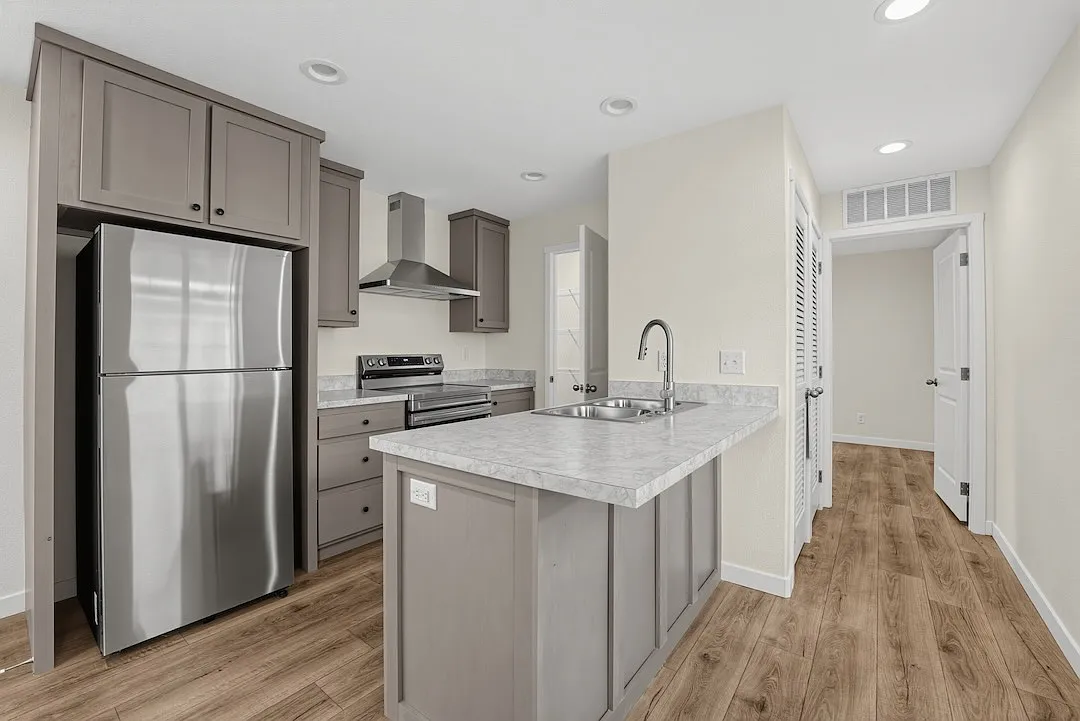 Quaint 3 Bed/ 2 Bath Home For Rent! — Photo 4