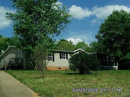 3rd image of 786 Joseph Antoon Cir