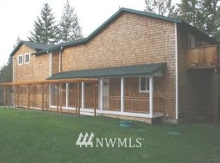 20 E Mount View Ln, Belfair, WA