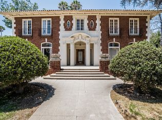 1651 Wellington Rd, Los Angeles, CA 90019