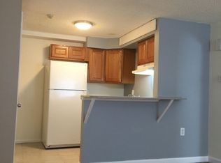 196 Stackpole St, Lowell, MA 01852